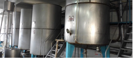 乳化罐,

混合罐,加熱攪拌罐